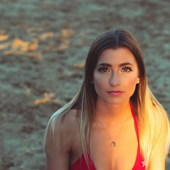 kaitlinbagozzi